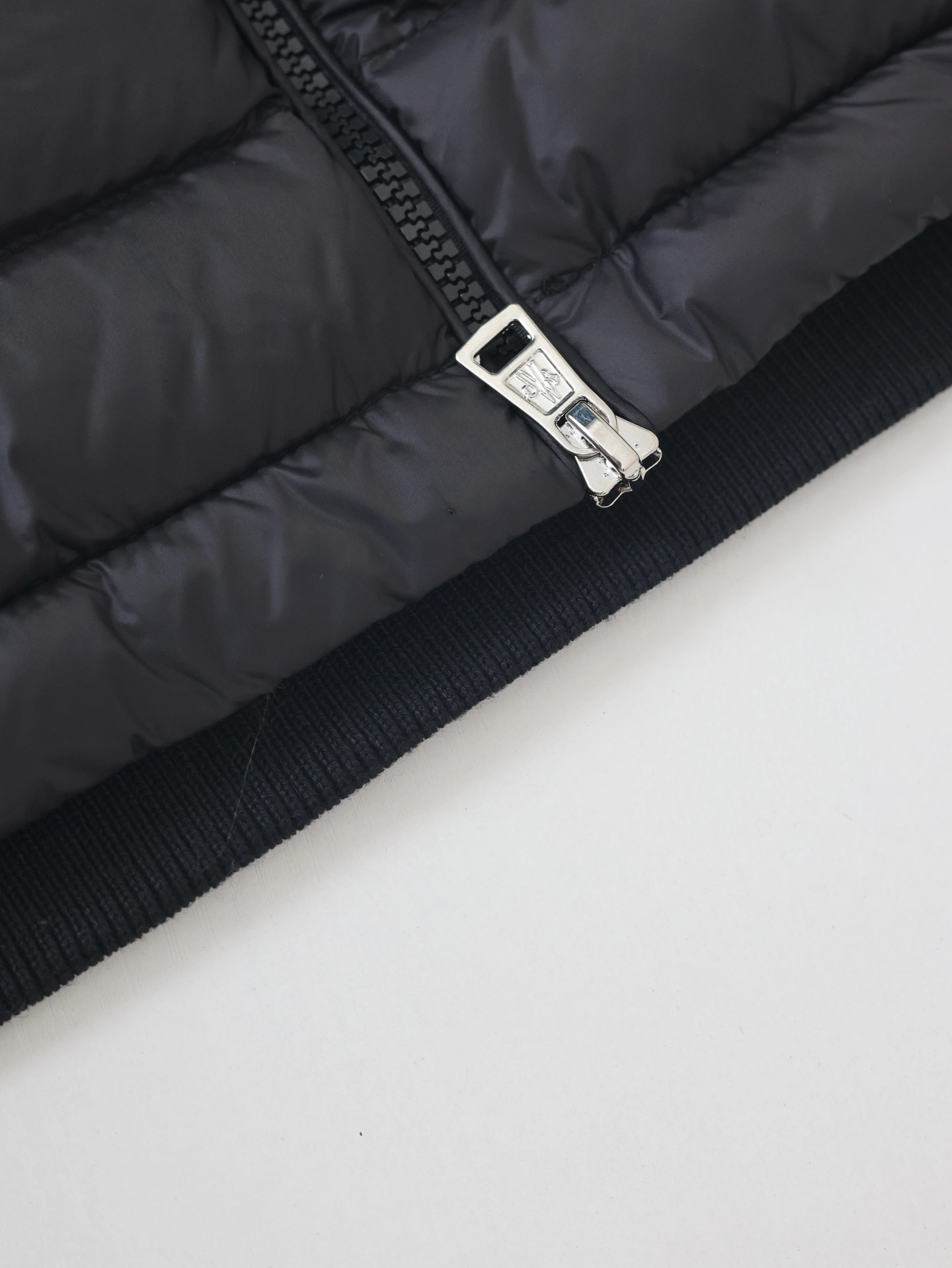 wg.luxury-- 7o9385r Down jacket Cotton embroidery wool white goose down 3colour item:E-F363I2302-3H